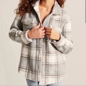 Abercrombie & Fitch Plaid Shirt Jacket Teddy Shacket Size Small